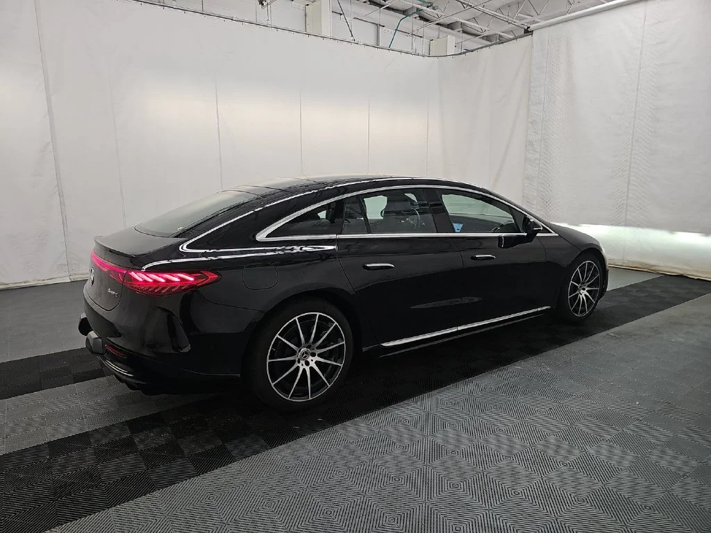 Used 2025 Black Mercedes-Benz 450 image 4