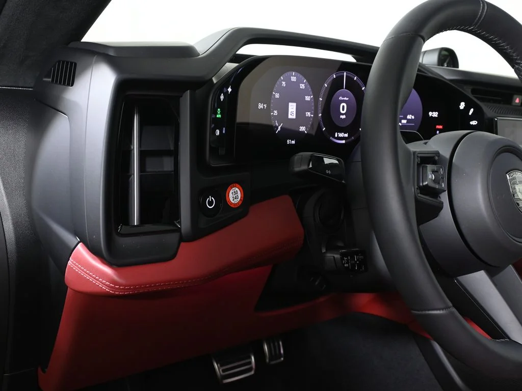 2026 Porsche Cayenne Turbo Electric - Photo 30