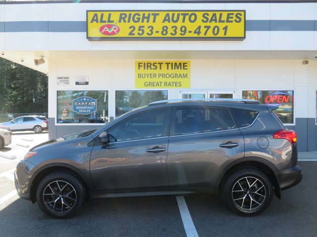Used 2015  Toyota LE image 2