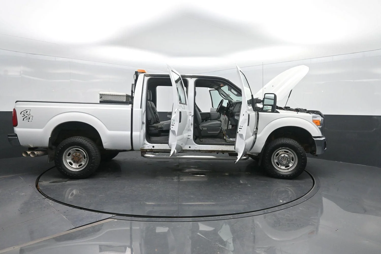 Used 2015 Oxford White Ford XL image 39