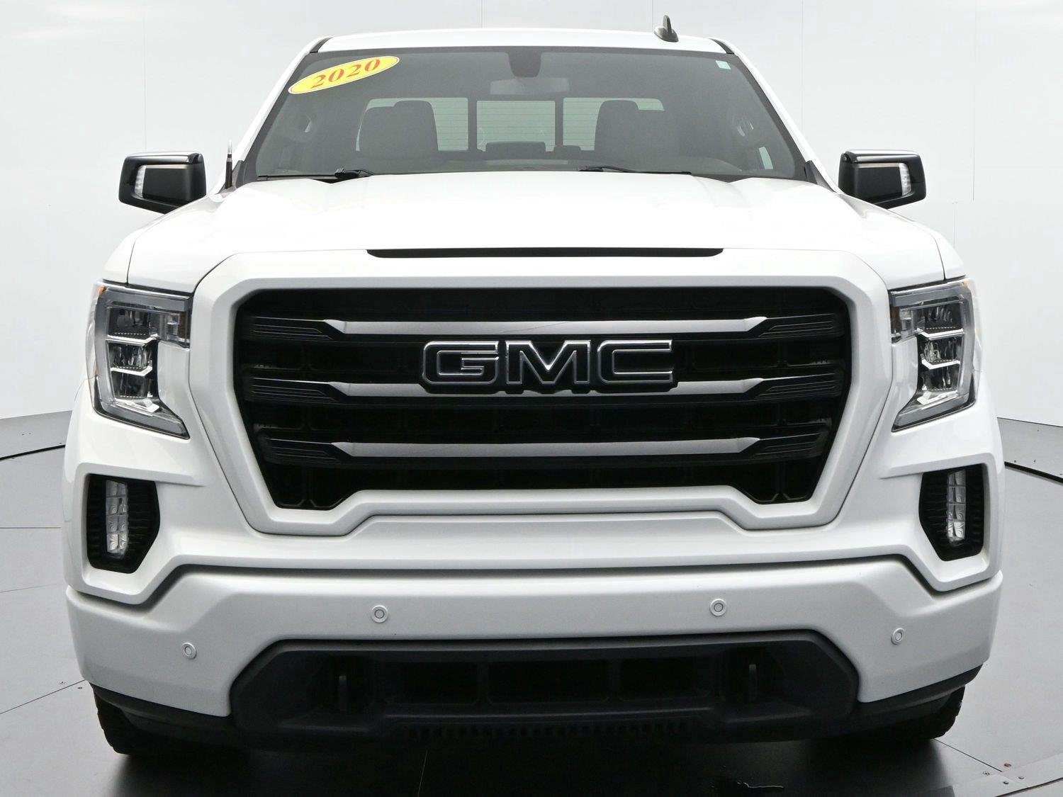 Used 2020 Summit White GMC Elevation image 2