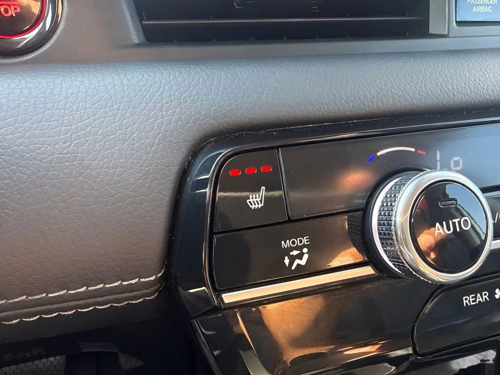 Used 2024 White Honda Touring image 20