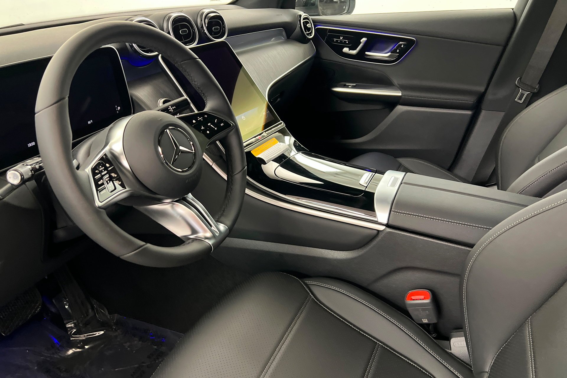 New 2026 Black Mercedes-Benz GLC 300 image 16