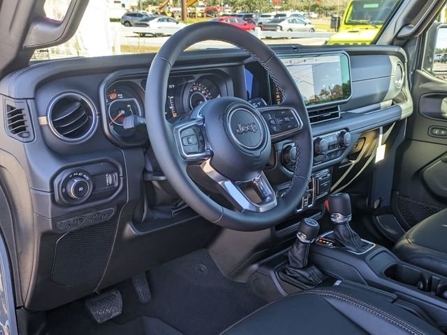 2026 Jeep Wrangler 4-Door Sahara - Photo 34