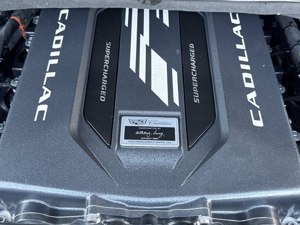 2026 Cadillac Escalade ESV V-Series - Photo 52