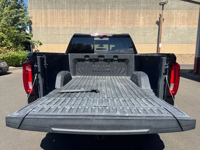 Used 2022 Black GMC Denali image 23