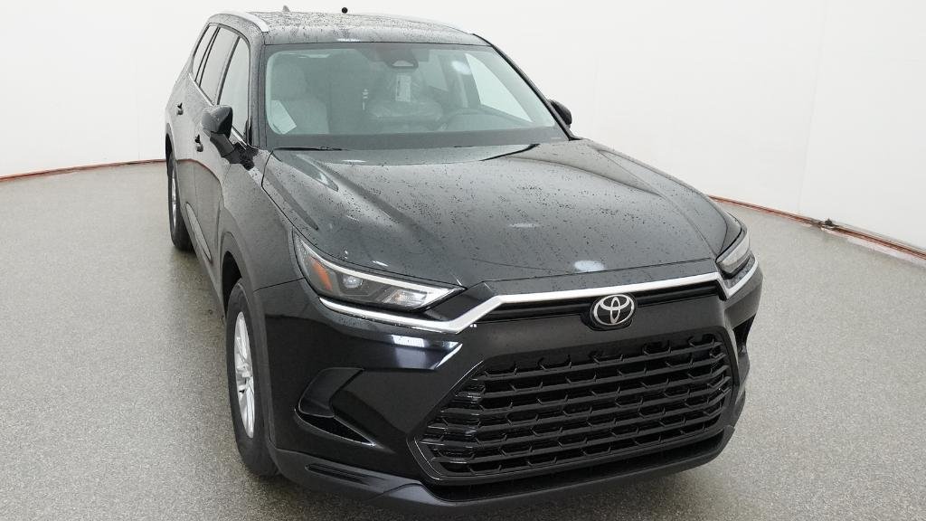 New 2026 Midnight Black Metallic Toyota XLE image 17