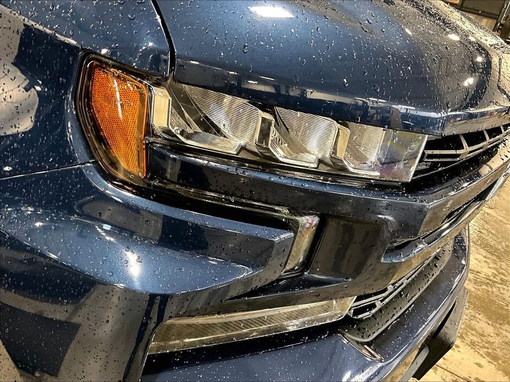 Used 2019 Blue Chevrolet RST image 34