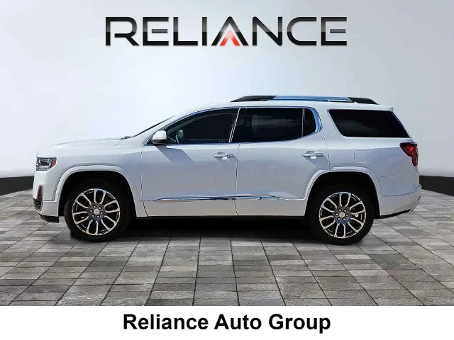 Used 2023 White GMC Denali image 4