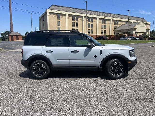 New 2026 Space White Metallic Ford Outer Banks image 2