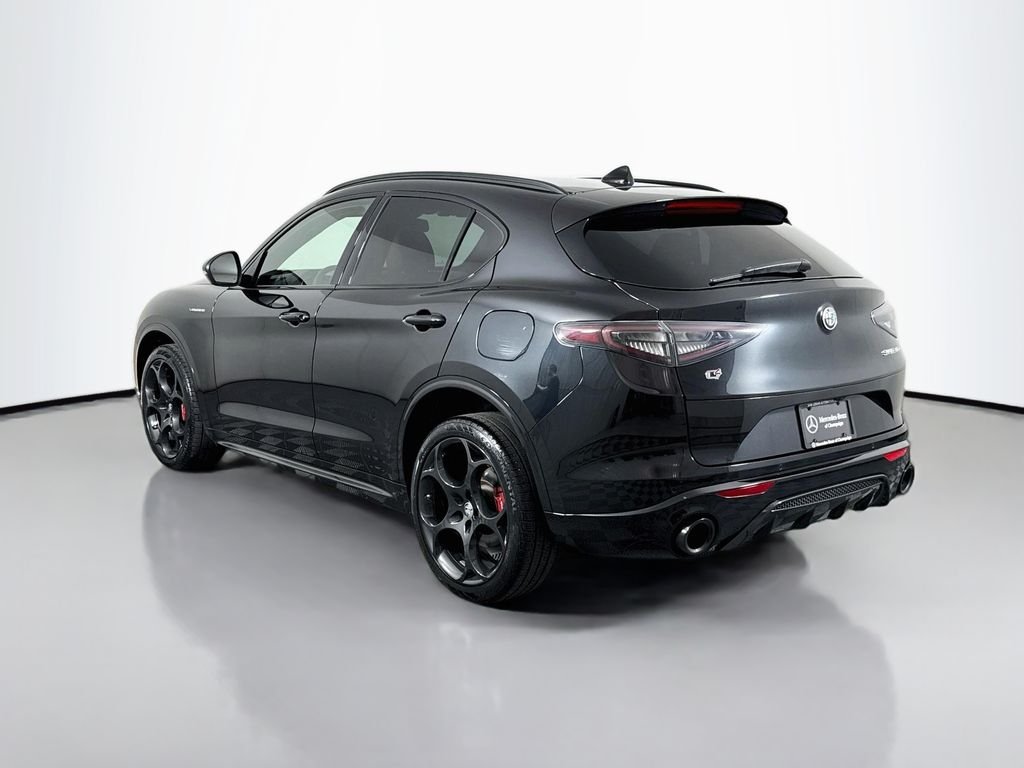 Used 2025 Black Alfa Romeo Veloce image 5