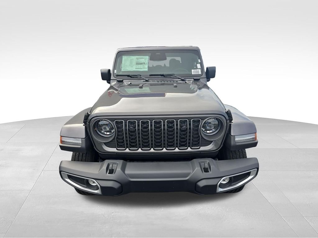 New 2026 Granite Crystal Metallic Clear-Coat Exterior Paint Jeep Sahara image 8