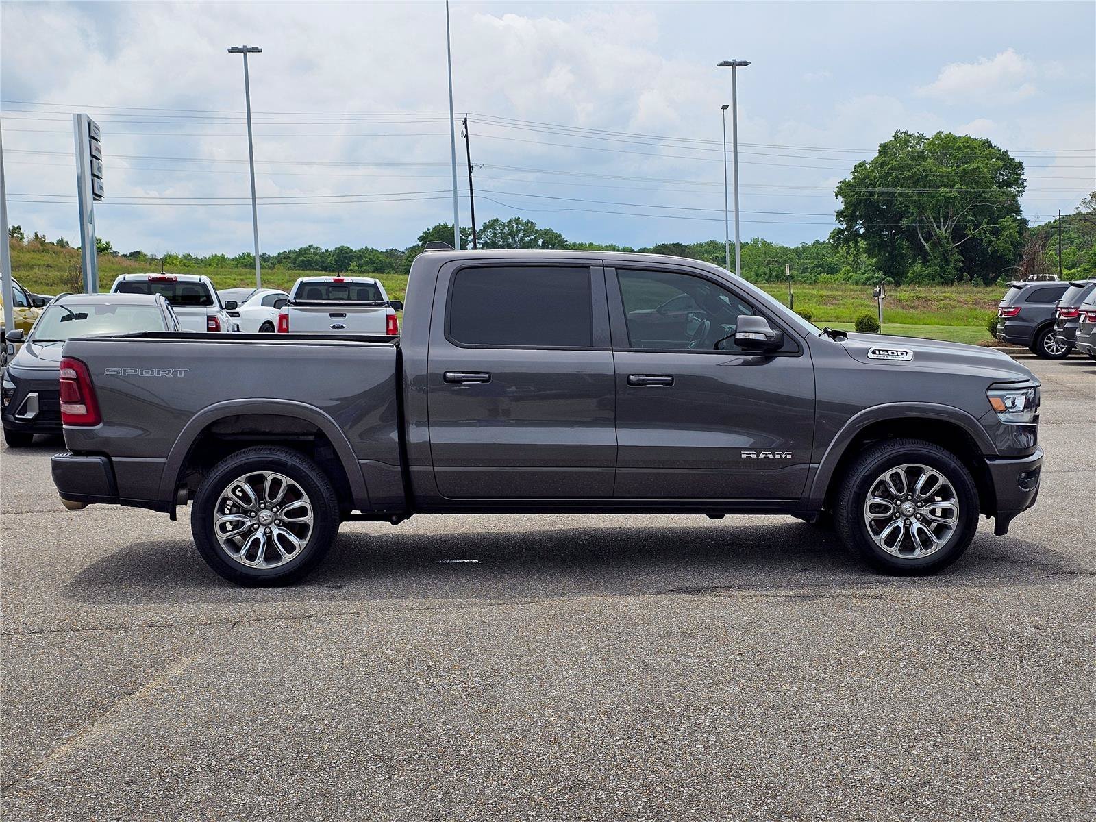 2022 RAM Ram 1500 Pickup Laramie - Photo 8