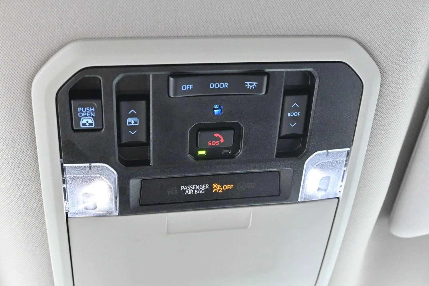 Used 2024 Ice Cap Toyota Limited image 29
