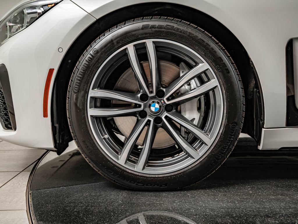 Used 2022 Mineral White Metallic BMW 750i xDrive image 10