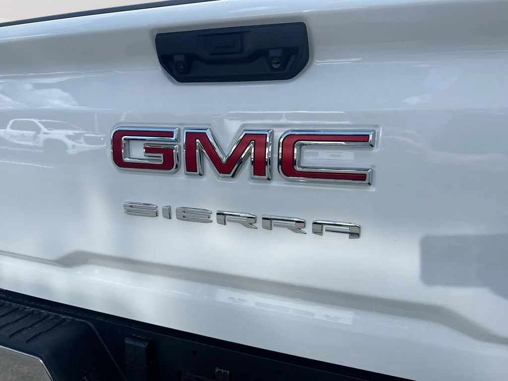 New 2026 Summit White GMC SLE image 26