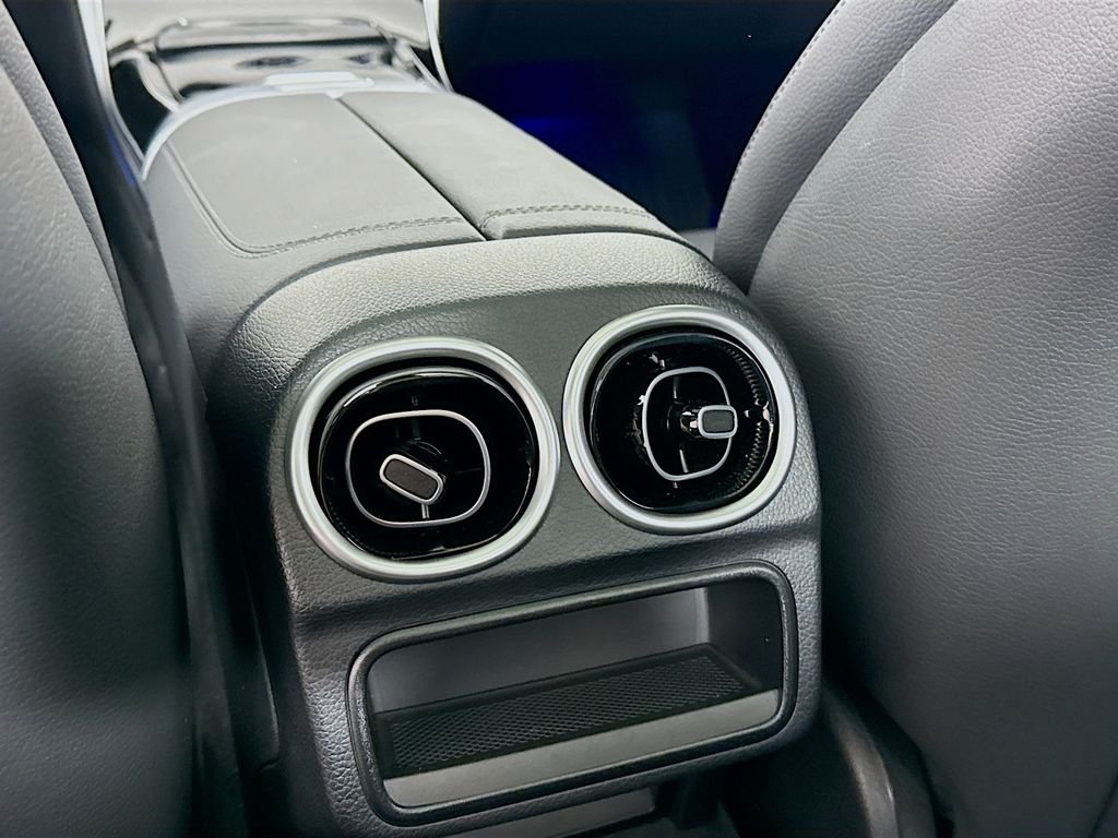 Used 2025 Silver Mercedes-Benz C 300 image 27