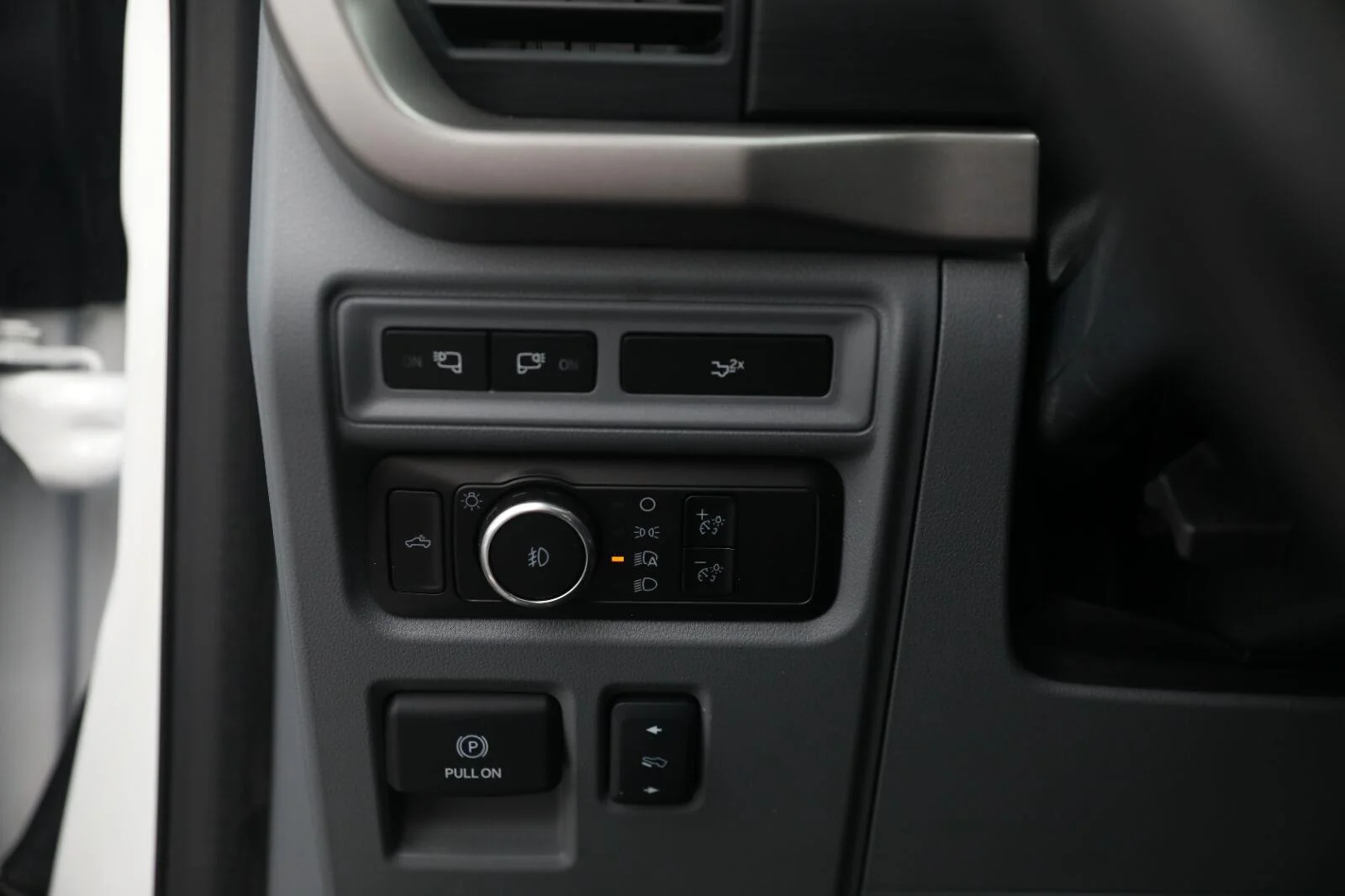 Certified Used 2024 Oxford White Ford XLT image 48