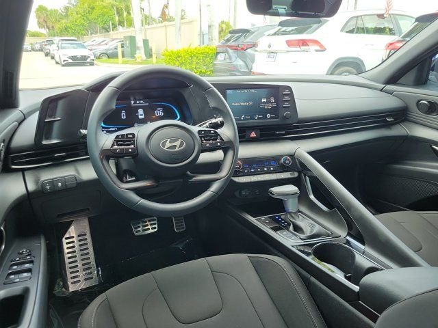 2026 Hyundai Elantra SEL - Photo 10