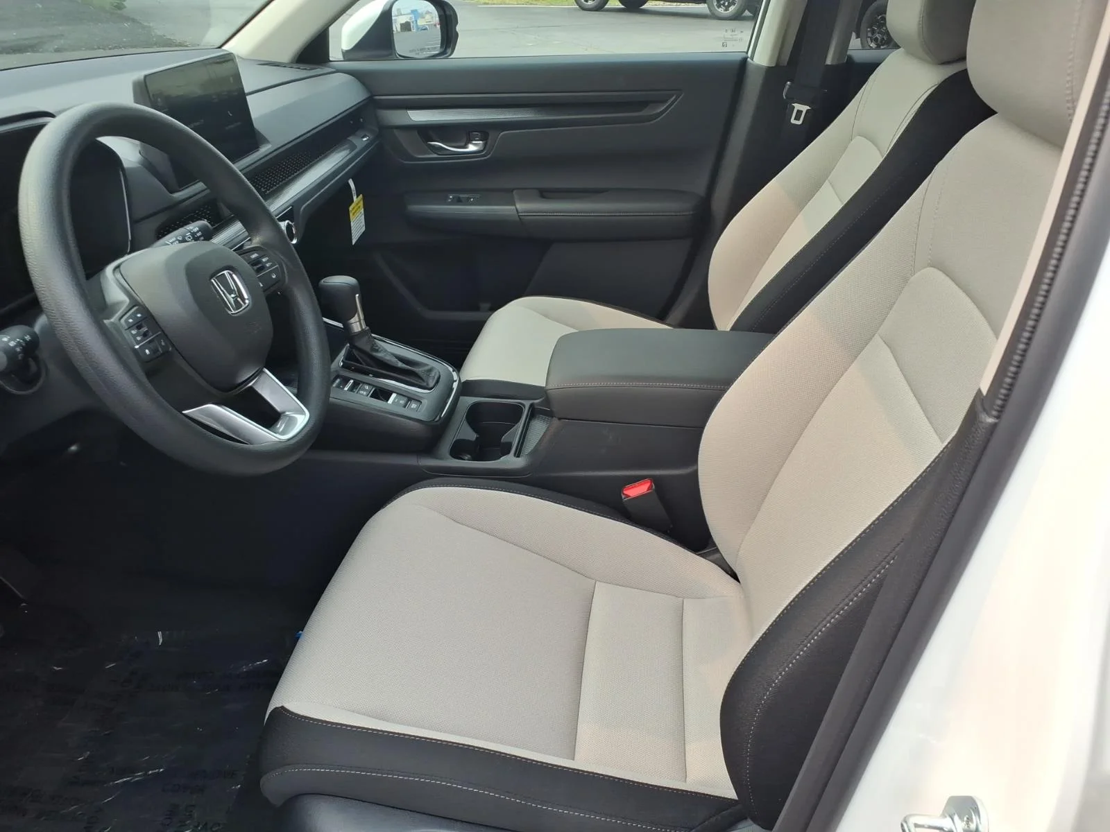New 2026 Platinum White Pearl Honda LX image 7