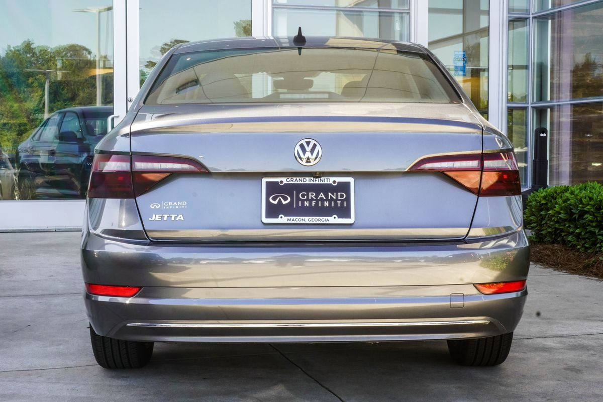 Used 2020 Gray Volkswagen SEL image 12