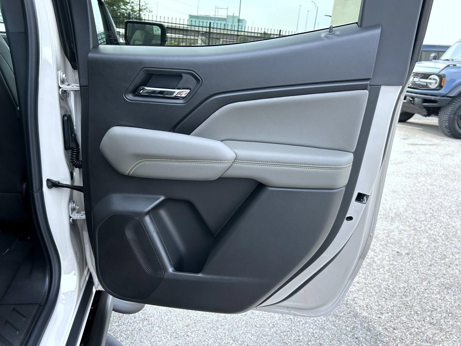 2026 Chevrolet Colorado ZR2 - Photo 18