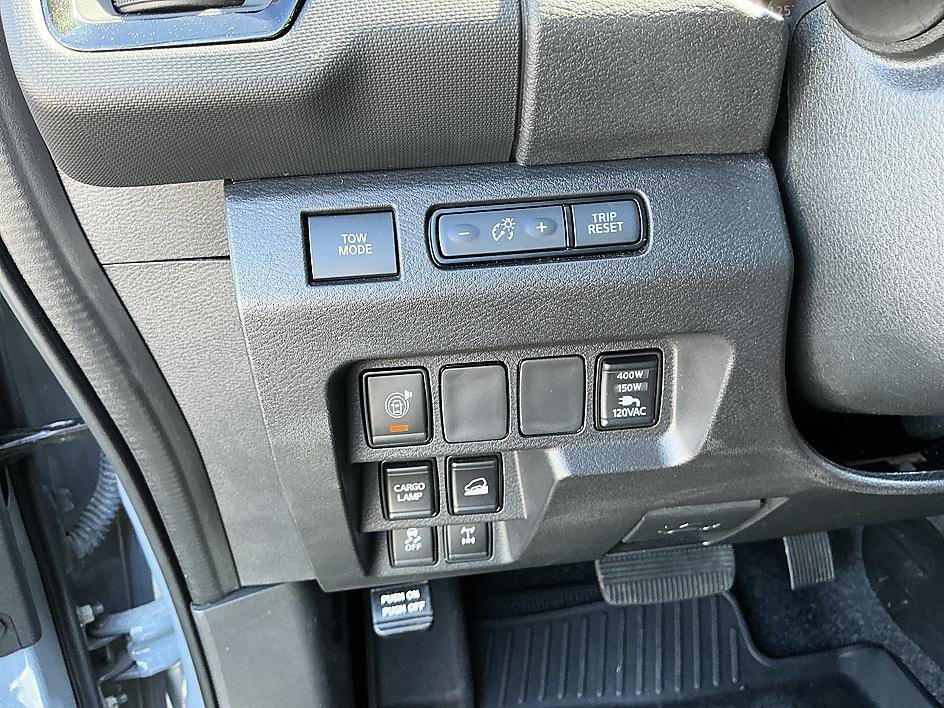 Used 2023 Boulder Gray Pearl Nissan PRO-4X image 2