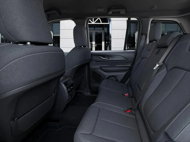New 2026 Diamond Black Crystal Pearl-Coat Exterior Paint Jeep Laredo X image 49