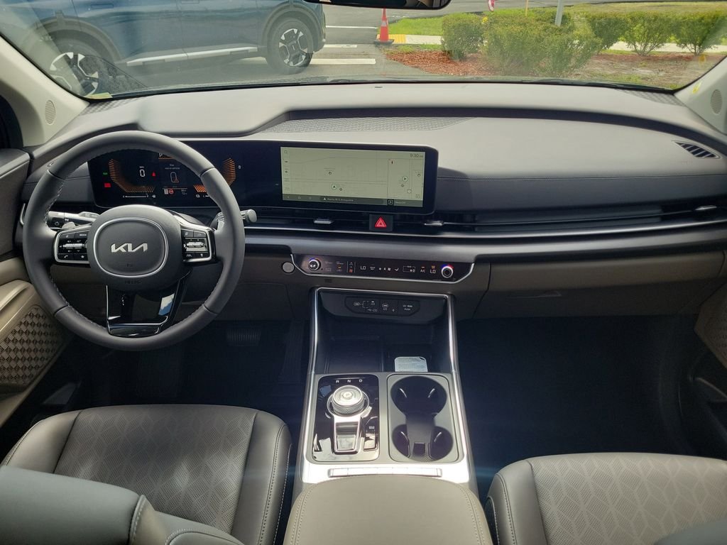 New 2026 Black Kia EX image 18