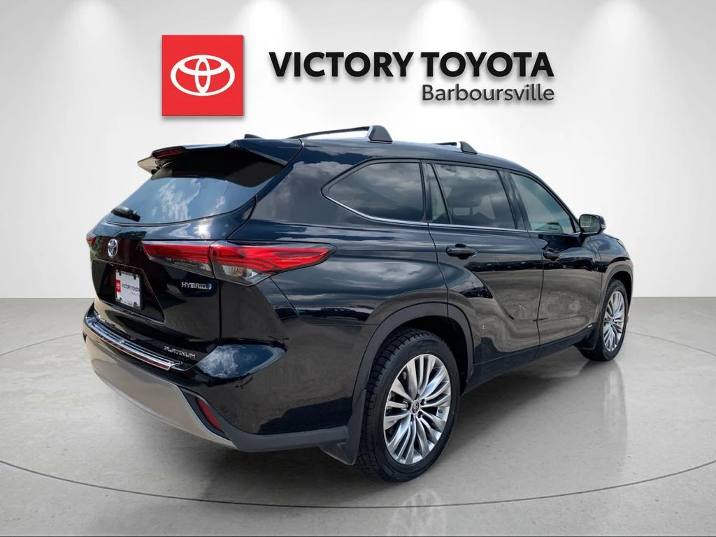 Used 2022 Black Toyota Platinum image 7