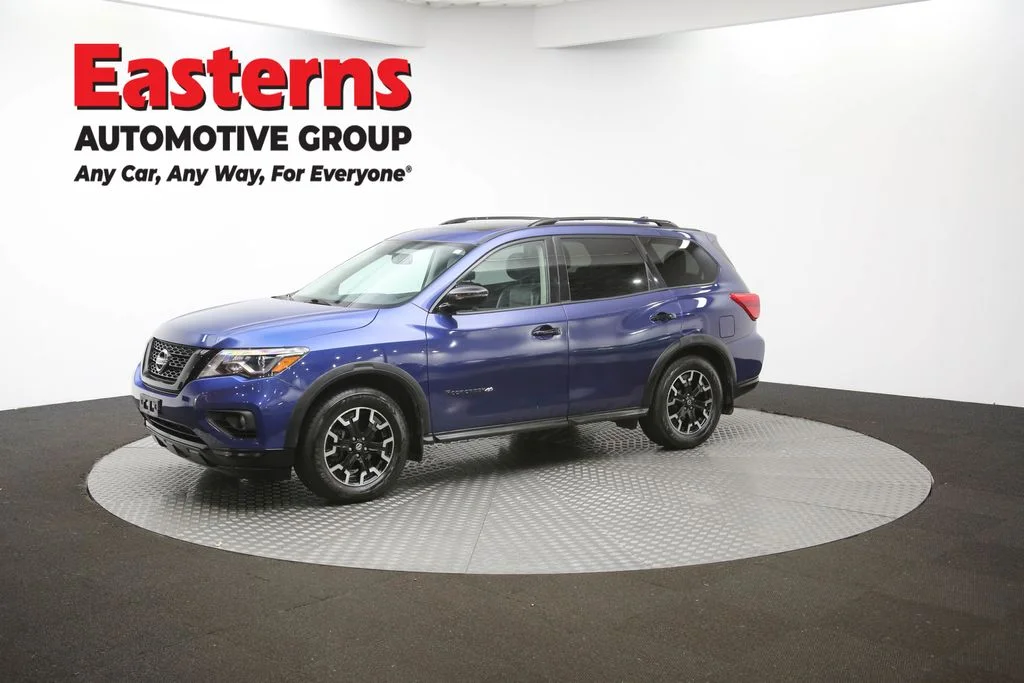 Used 2020 Blue Nissan SL image 59