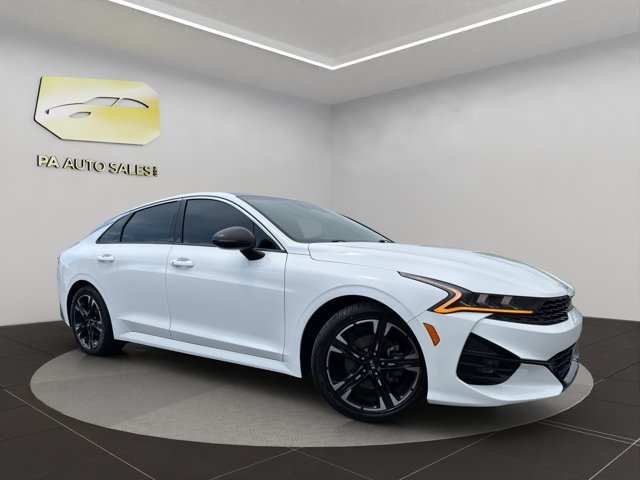 Used 2021 Glacial White Pearl Kia GT-Line image 1