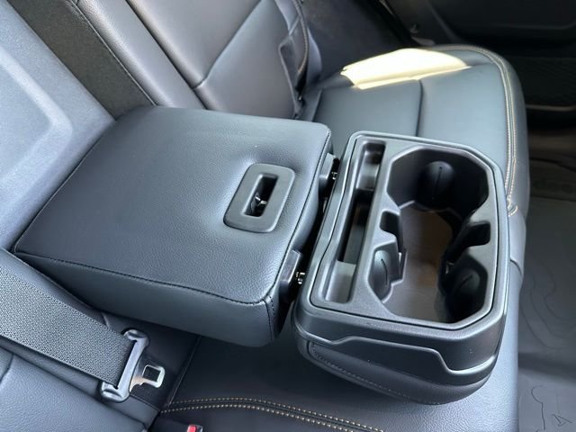 2025 Jeep Wrangler 4-Door Sahara - Photo 33