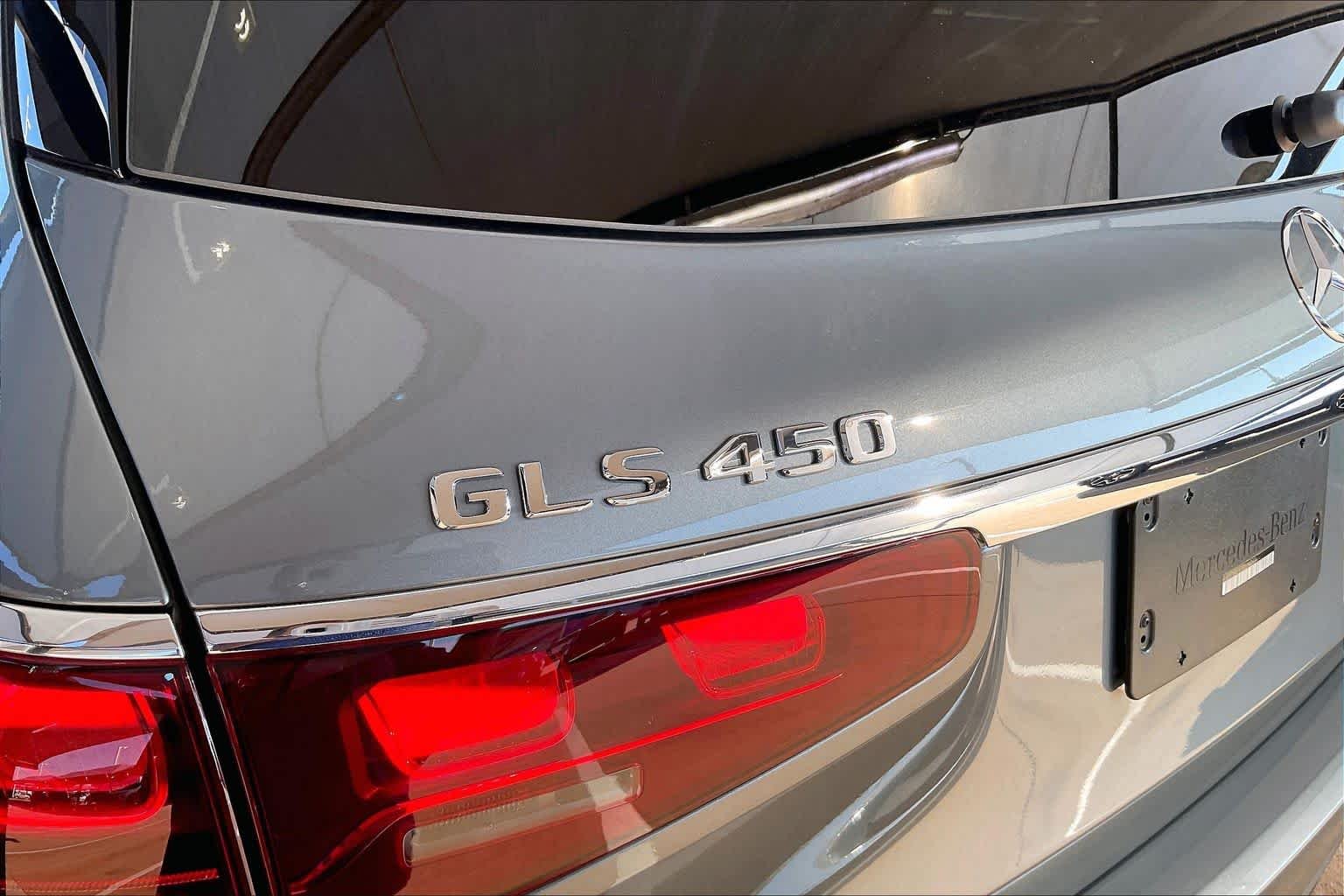 Used 2026 Selenite Grey Metallic Mercedes-Benz GLS 450 image 10