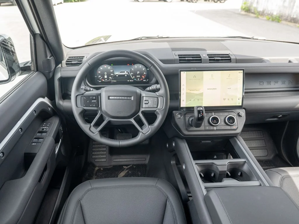 New 2026 Fuji White Land Rover S image 12