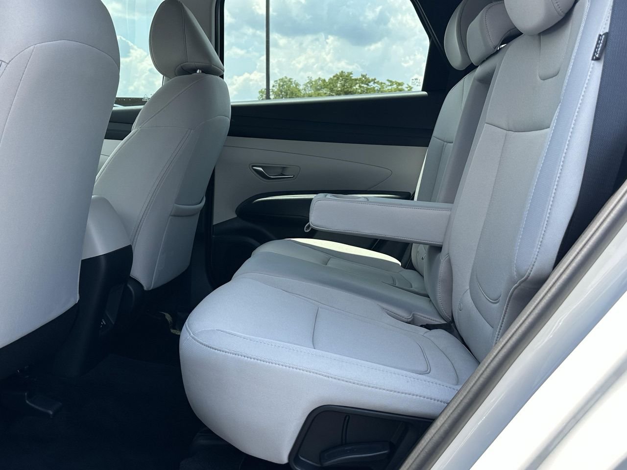 New 2025 Serenity White Pearl Hyundai SE image 18