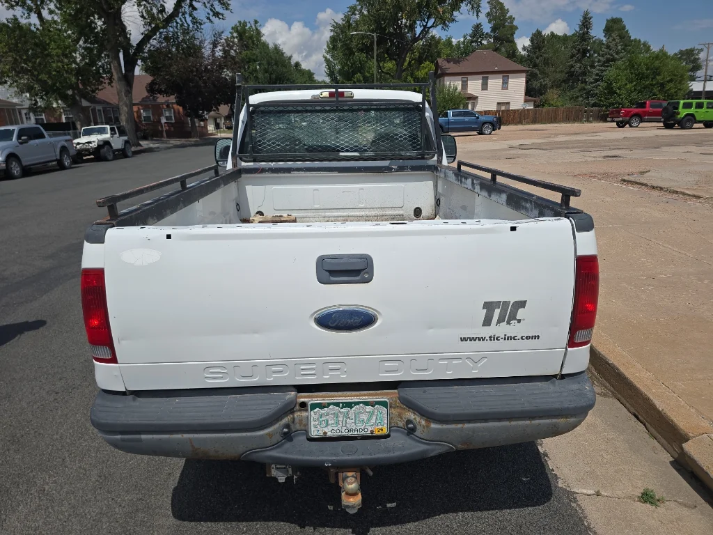 Used 2001 White Ford XL image 6