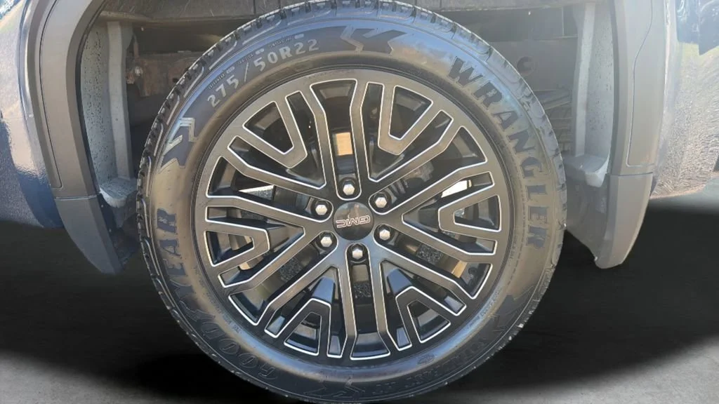 Used 2022 Pacific Blue Metallic GMC Denali Ultimate image 20
