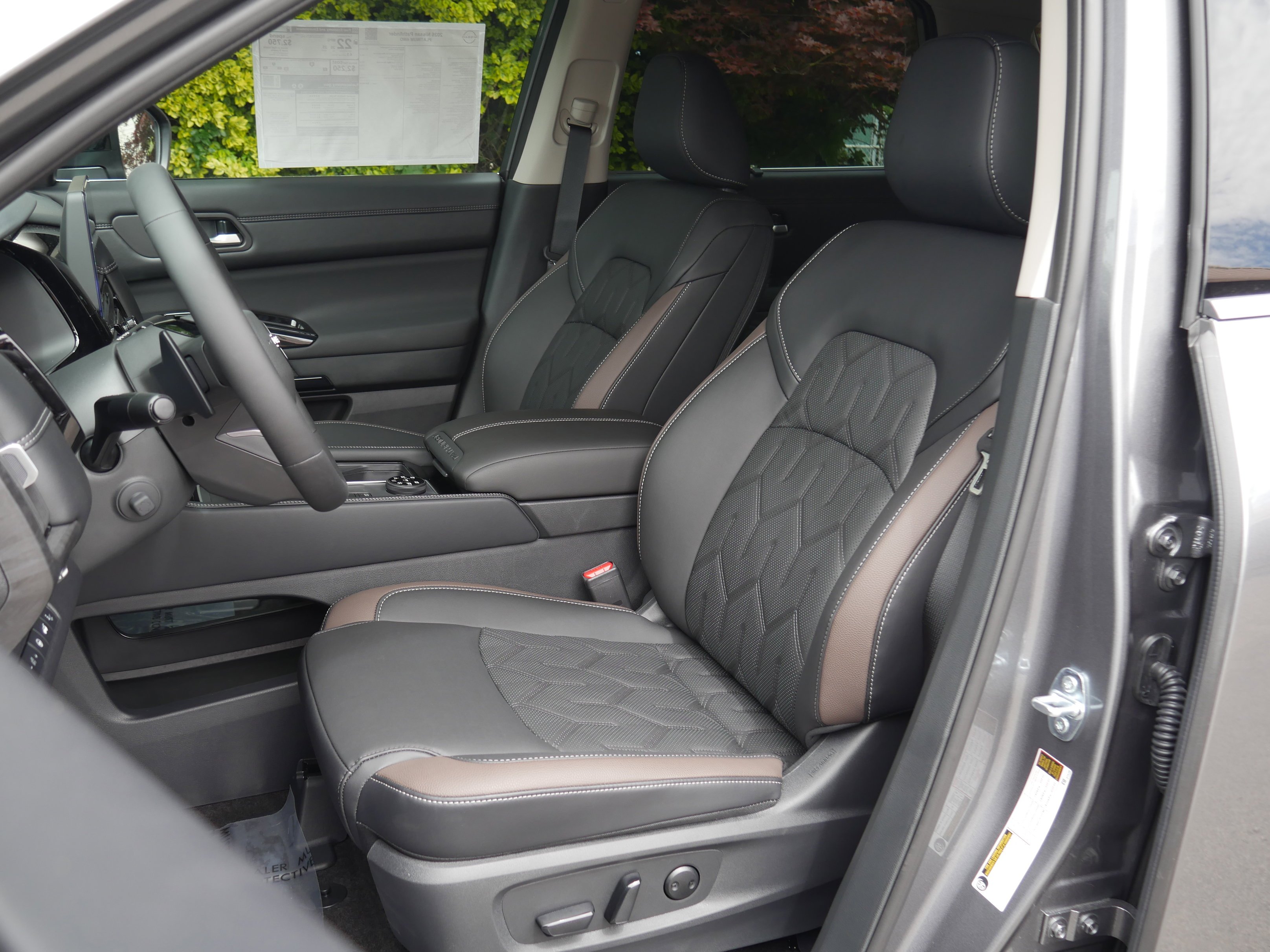 New 2026 Gun Metallic Nissan Platinum image 35