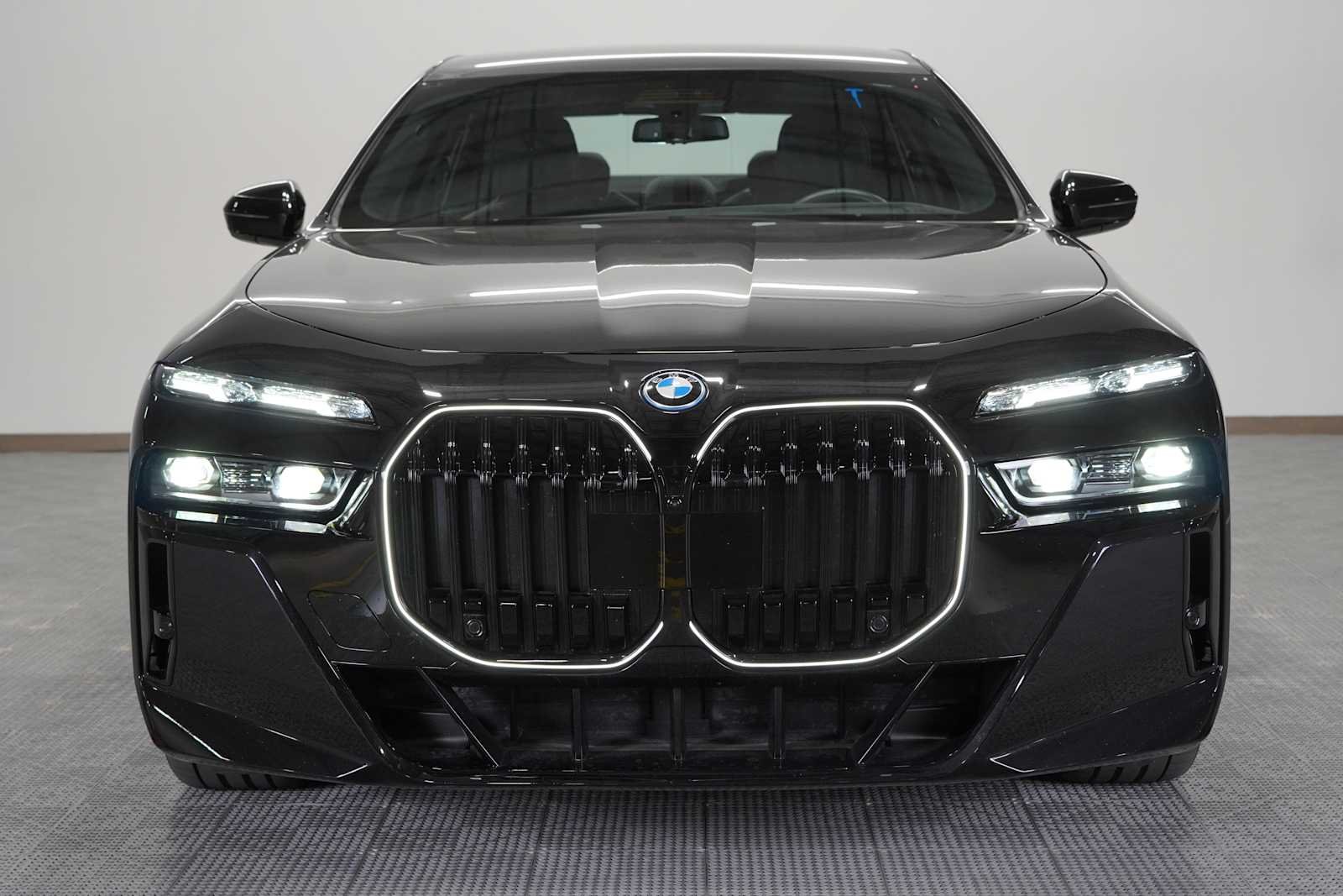 Used 2025 BMW i7 60 with VIN WBY53EJ0XSCU55298 for sale in Grapevine, TX