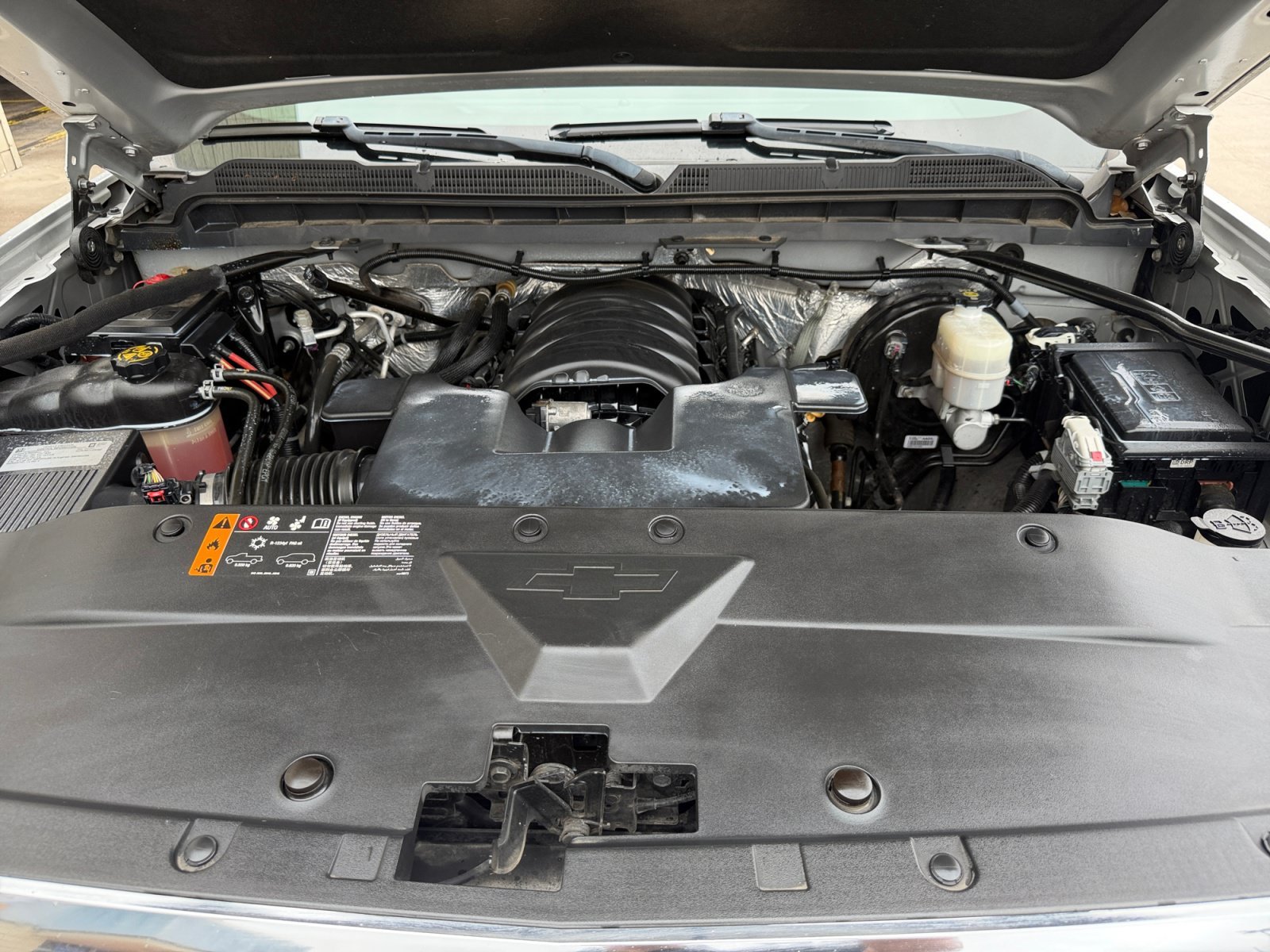 Used 2018 Silver Ice Metallic Chevrolet LT image 20