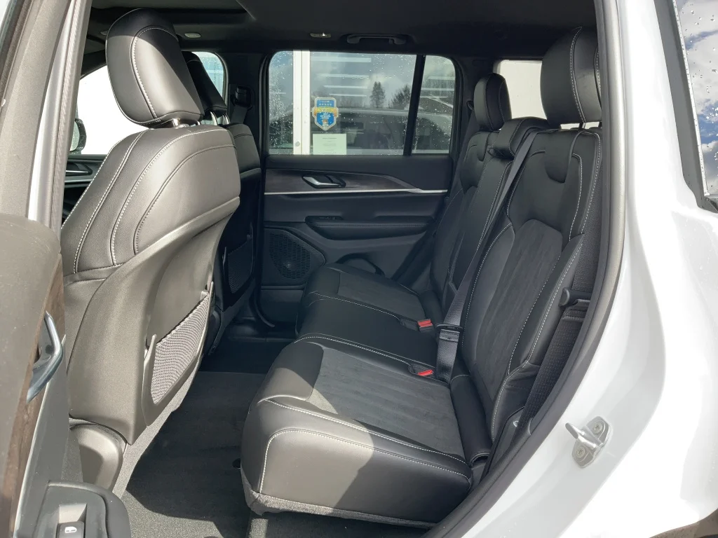 New 2026 Bright White Clearcoat Jeep Altitude 4x4 image 9