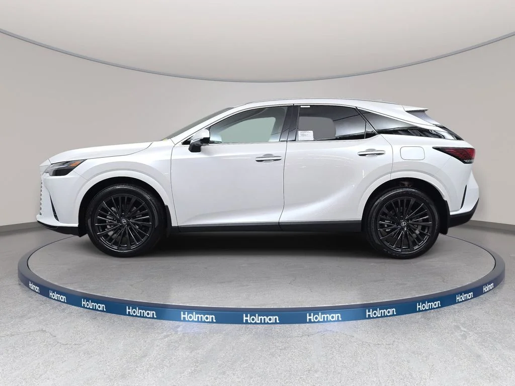 New 2026 Eminent White Pearl Lexus PREMIUM image 8