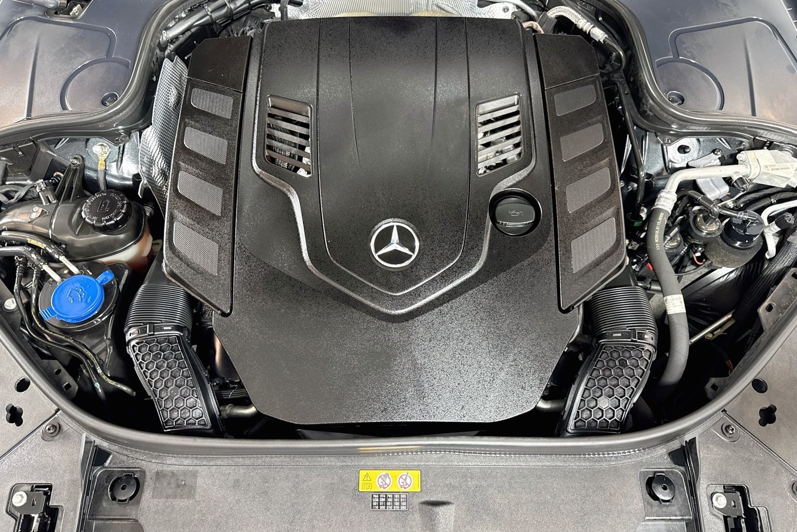 Used 2018 Magnetite Black Metallic Mercedes-Benz S 560 image 29