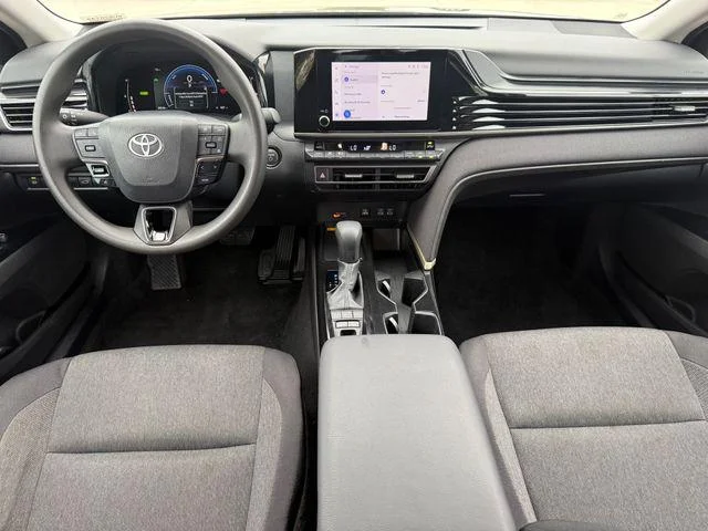 2025 Toyota Camry LE - Photo 21