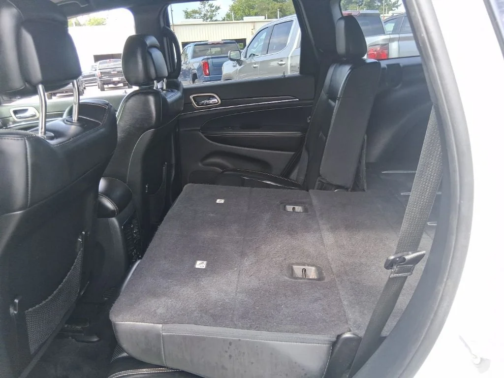Used 2017 White Jeep Limited image 19