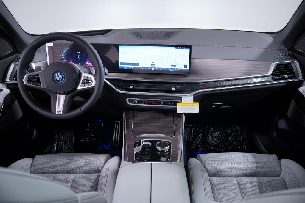 New 2026 Alpine White BMW xDrive50e image 10