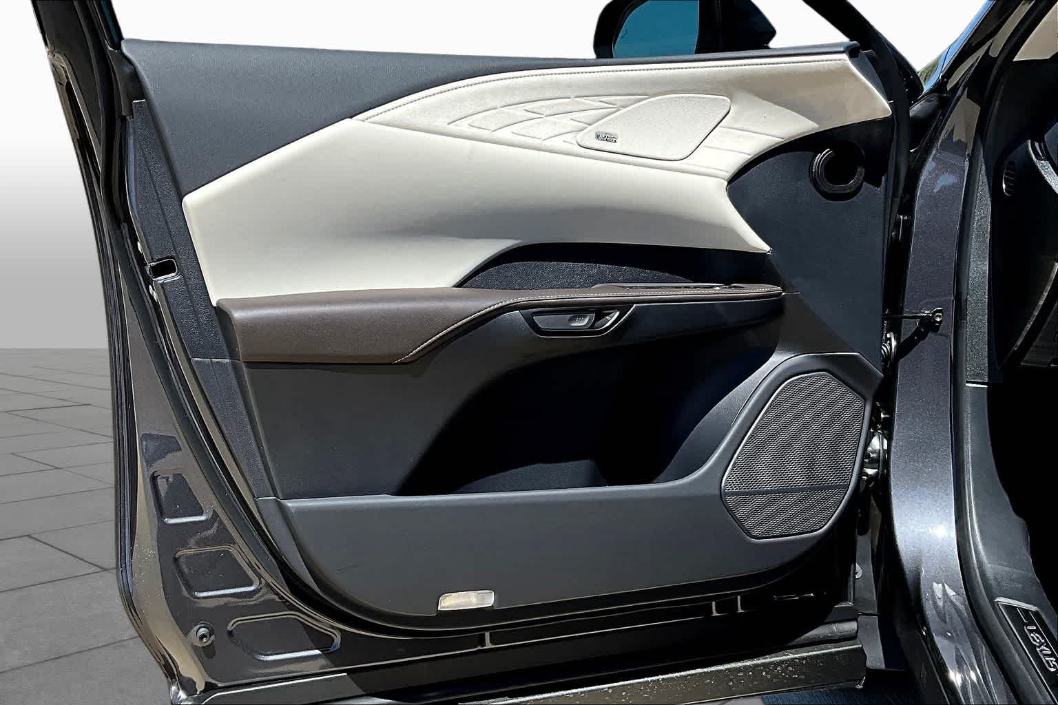 2026 Lexus RX 350 Luxury - Photo 10