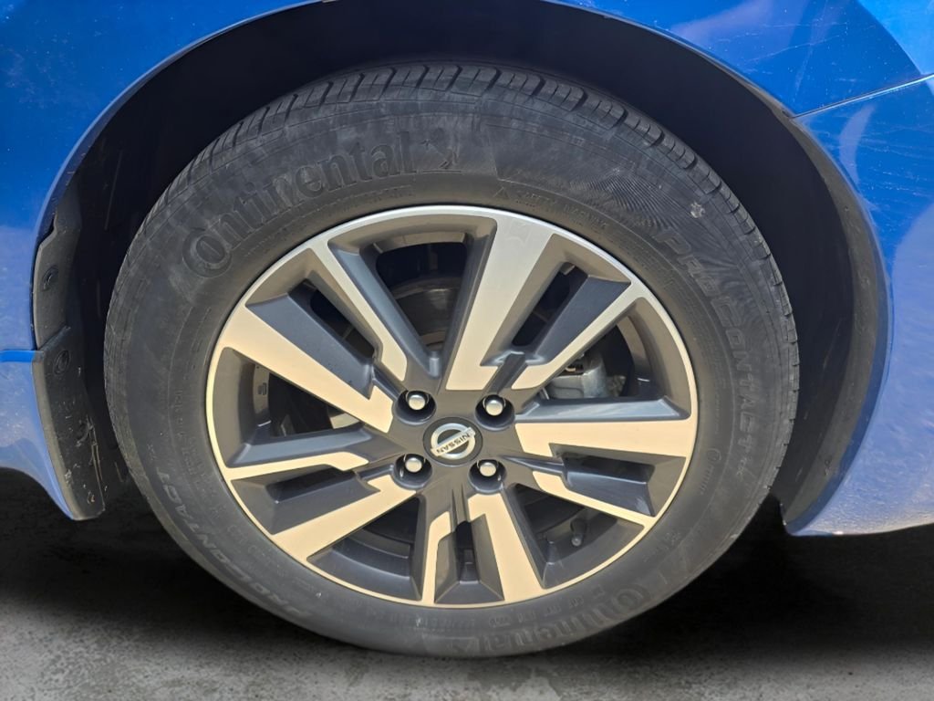Used 2020 Electric Blue Metallic Nissan SV image 15