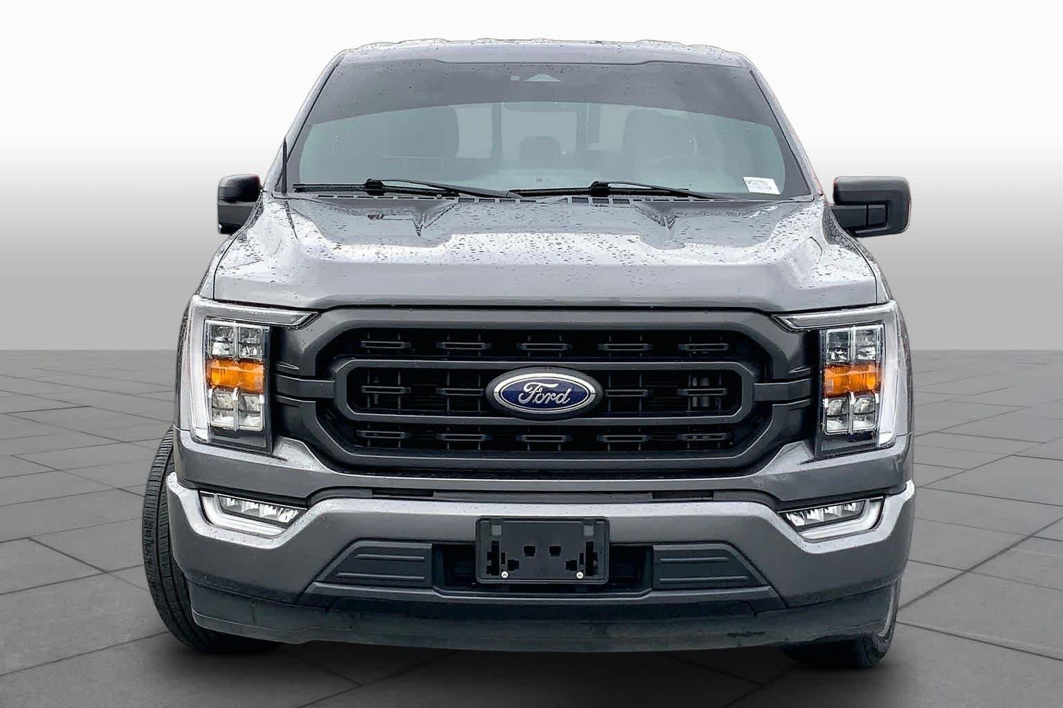 Used 2022 Carbonized Gray Metallic Ford XLT image 4